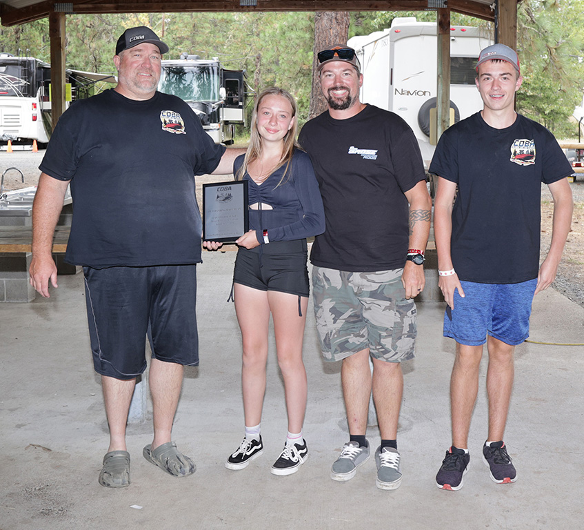 Outstanding Race Team was awarded to team Harder for Ellie Harder's first race first win weekend.