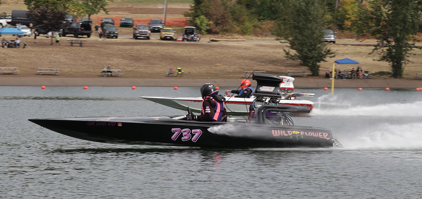 Dennis Flint's sizable start line advantage had John Maine breaking out for the loss in Stock Eliminator round one.