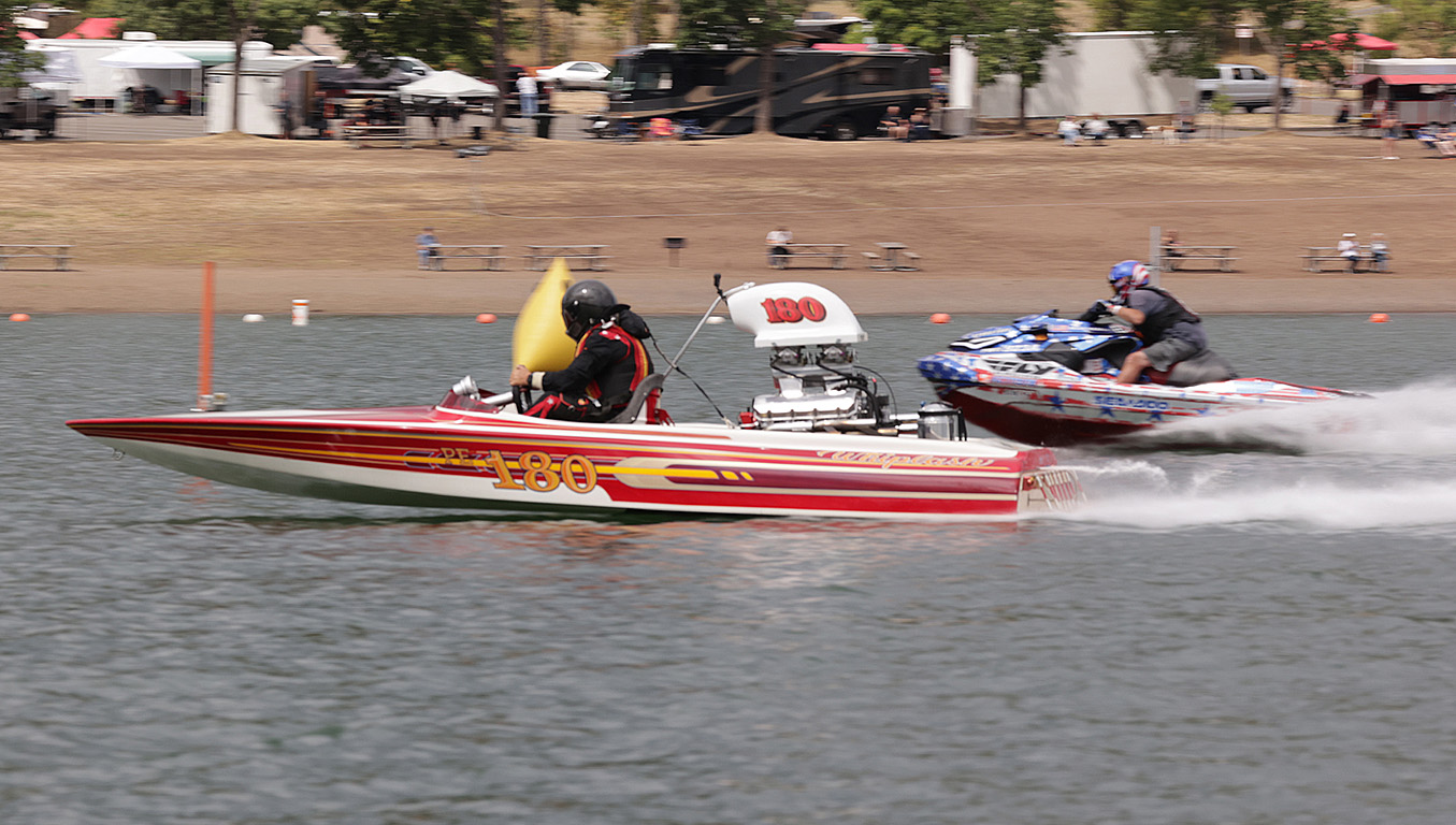 It took 2 passes to decide this round but  a better start and running just .042 off his index had Rob Temple advancing to the Super E final over Brian Marble.