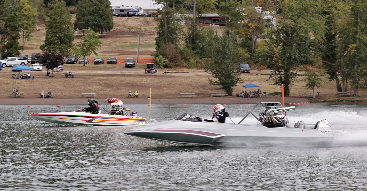 Top qualifier Brian Reinhart took this round 1 win over Rob Miles by a mere .027 of a second.